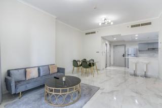 Spacious 1BR in the iconic Torch Tower, Dubai Marina - Allsopp&Allsopp - Dubai - 9