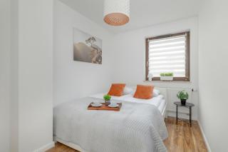 Apartment with Garden in Kraków by Noclegi Renters - Cracovia - 9