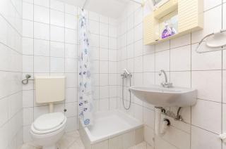 Apartments Oaza - Stomorska - 6
