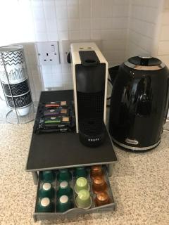 Central Retford 2 bed quiet apartment with parking - Retford - 8