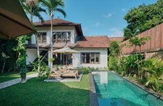 Nativ Living Villa Legian 6BR Villa 16px Big Group Walk to 66 Beach - Seminyak - 1