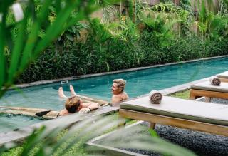 Nativ Living Villa Legian 6BR Villa 16px Big Group Walk to 66 Beach - Seminyak - 2