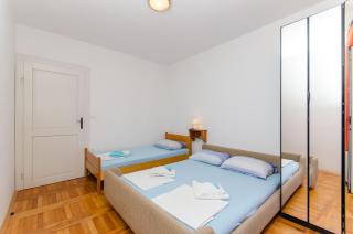 Apartments Martino - Stomorska - 6