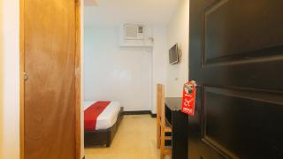 RedDoorz at Ranchotel Alabang - Manila - 4