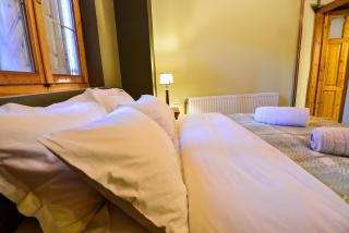 Capris Rustic Ηouse with Mountain View - 2