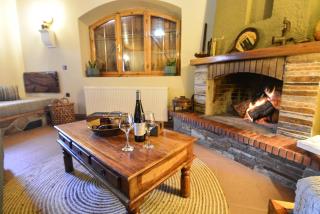 Capris Rustic Ηouse with Mountain View - 5