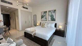 EasyGo - Carson Tower C Damac Hills Studio - 8