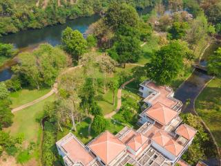 Comsaed River Kwai Resort - Kanchanaburi - 9