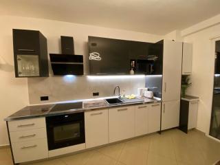 Modern Beachside Apartment 2 - Durrës - 6