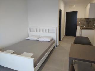 Top Apartments - Dobra Voda - 9