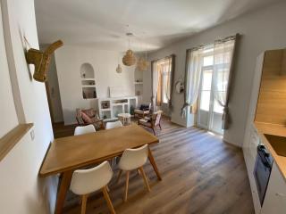 Le Bohème - Center balcony and air conditioning! - 8