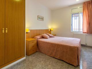 Planta baja tranquila con terraza, wifi, garaje, satélite a 50m de la playa en Les Tonyines, Llançà - ES-228-13 - Llança - 1