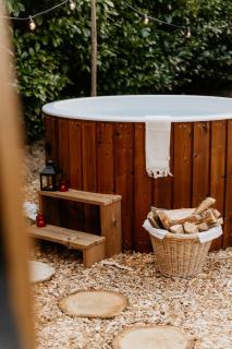 Romantisch Wellness Boshuisje met Sauna & Hottub - 2