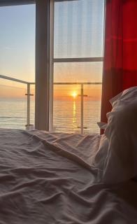 holiday shengjin kune - 0