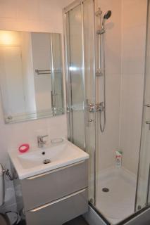 Confortable appartement à 300m de la plage - 8