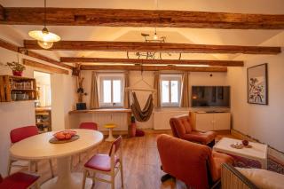 Ferienwohnung Landscapeapartment, 46qm Individual Fewo mit Fernblick ins Zittauer Gebirge, Ferienapartment im historischen Altstadtkern Zittau - Zittau - 0