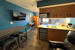 Microtel Inn & Suites Tomah - Tomah - 2