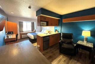 Microtel Inn & Suites Tomah - Tomah - 1