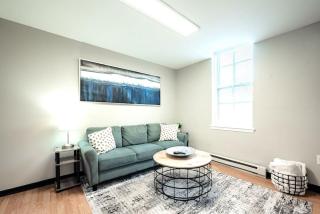 The Terrace at Park Place 2nd floor walk up -cozy 2 bedroom fast WiFi free coffee - Wilmington - 0