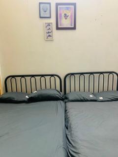 Head of Quarter -TRIPLE BED ROOM- CHEAP - Hanoi - 2