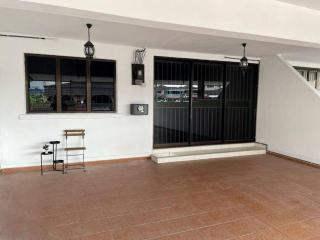 Ipoh Guest House 8-9 pax - Ipoh - 2