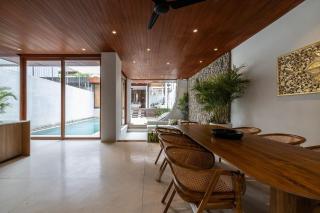 AMR Echo Beach Villa's Canggu - Canggu - 5