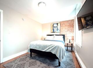 Park Place- cozy modern space fully updated fast WiFi good coffee and easy parking - 5