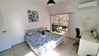 Center 2Br Apt w/ parking and 250m walk from beach - Larnaca - 9