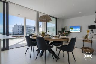 ViVi Homes - Deco Pool, Garden, Terrace & Beach - 8