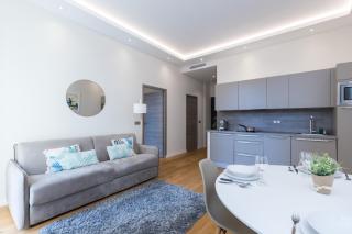 Brand New 1 Bdr Place du Pin - 1
