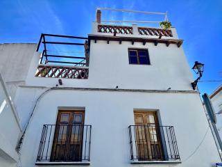 Casa Alfar con terrazas únicas en el casco antiguo - Salobreña - 4