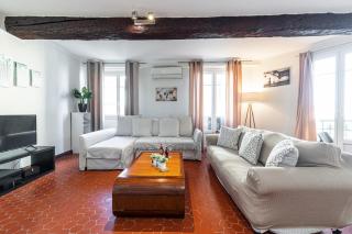 Large 3 Bdr Old Town - AC - Nice - 3