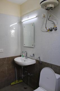 SPACIOUS ONE BHK APARTMENT - Nilmatha - 4