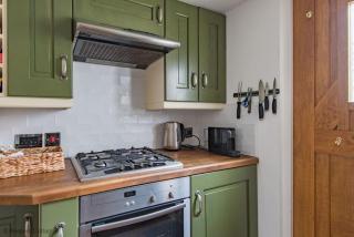 Elizabeth Cottage - 4