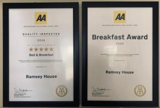 Ramsey House - Luxury Licensed B&B - Parking and Guest Lounge - 7