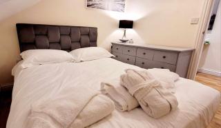 Apartment 4 - striking, 2 bedroom luxury apartment - close to town, mainline rail & theatre - Darlington - 6