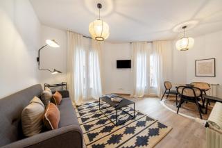 1Bedroom 1bathroom furnished - Rios Rosas - equipped in business area - MintyStay - 6