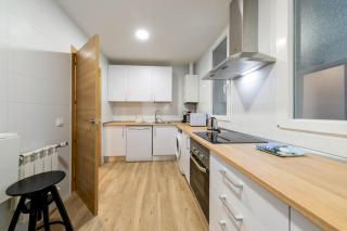 1Bedroom 1bathroom furnished - Rios Rosas - equipped in business area - MintyStay - 4