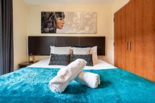 City Centre Apartment - China Town - Balcony - Secure Parking - Arcadian - 16Arc - Birmingham - 9