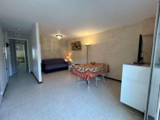 Appartement familial proche plage avec parking, climatisation et balcons - 6 couchages - FR-1-250-70 - Le Grau-du-Roi - 5