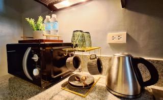 ELUDE Designer Suite Pasig - Prime Location - Manila - 1