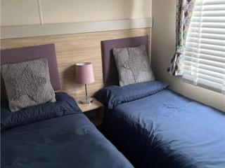 The willerby whitetower Caernarfon - 6