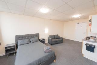 Superior En-suite Apartment 6 - Plymouth - 6