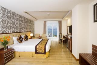 Paris Luxury Hotel & Apartment Nha Trang - 5