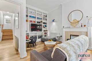 Parea Living - South Kensington, Elegant 1-Bedroom Flat, WFH Desk - Londra - 2