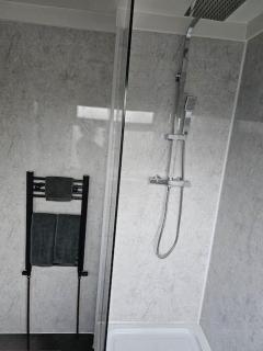 Airport,NEC,JLR,Bham. Entire house 5 beds. - 6