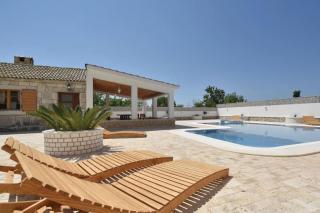 Apartments with private pool - Trogir - 0