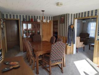 Entire Home - 4 Bedroom - Canandaigua - Steps Off Downtown - Walking distance to Restaurants, Shops, Breweries & Pubs - 8