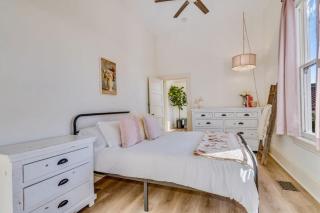 The Stanton Residence - Chic and Cozy Classic near Downtown - San Diego - 2