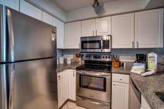 Gulf Front Property in Hidden Cove Unit 2 on Holmes Beach - Holmes Beach - 2